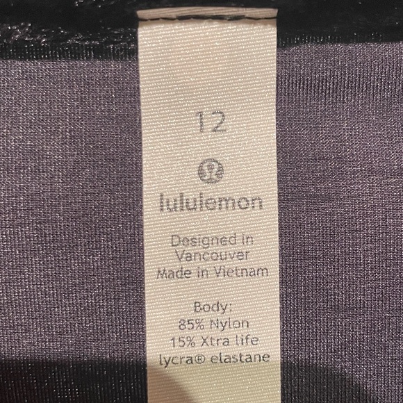 Lululemon - All Aligned long sleeved - mock neck, black crushed velour, Size 12 - Picture 6 of 6